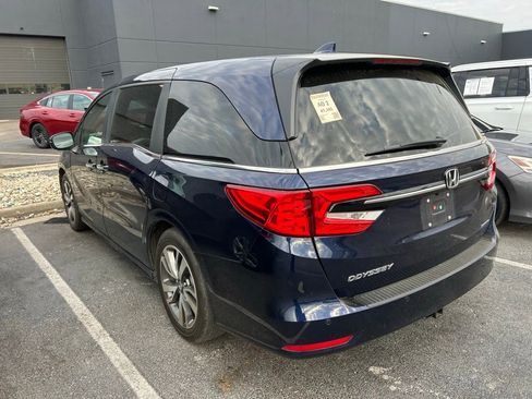 Used 2023 Honda Odyssey Touring image 4