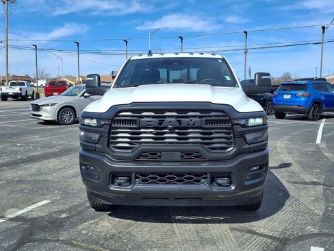 Used 2025 RAM 2500 Tradesman image 2