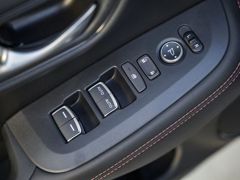 New 2026 Honda HR-V Sport image 34