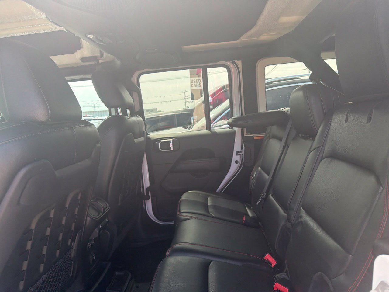 Used 2019 Jeep Wrangler Unlimited Rubicon AWD/4WD image 12