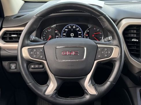 Used 2023 GMC Acadia Denali w/ Denali Technology Package image 13
