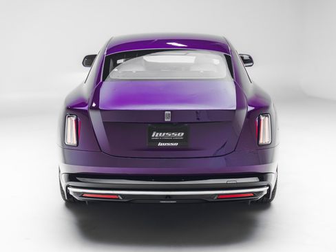 Used 2024 Rolls-Royce Spectre w/ Spectre Launch Package AWD/4WD image 10