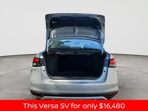 Used 2025 Nissan Versa SV FWD image 20