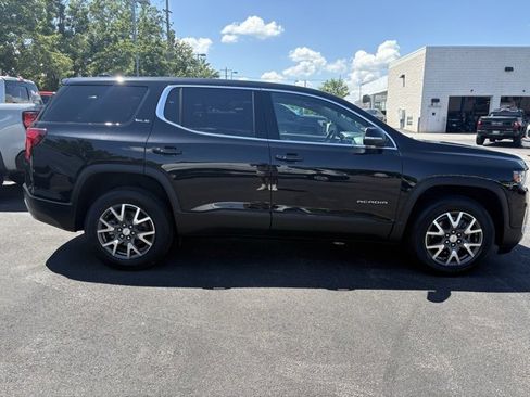 Certified 2023 GMC Acadia SLE image 9