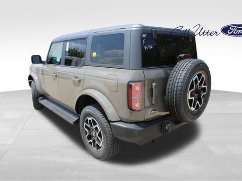 New 2025 Ford Bronco Outer Banks image 4