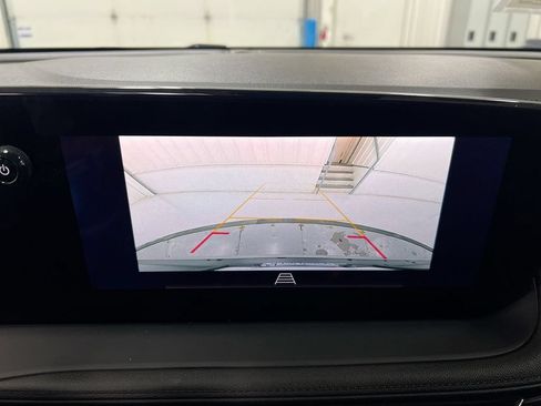 Used 2025 Buick Encore GX Preferred FWD image 15