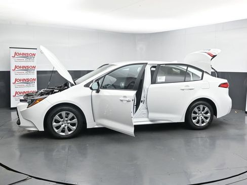 New 2026 Toyota Corolla LE FWD image 38