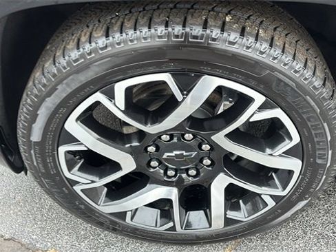 Used 2024 Chevrolet Silverado EV RST image 32