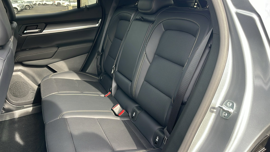 New 2027 GMC Terrain Elevation w/ Elevation Premium Package FWD image 14