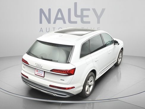 Used 2023 Audi Q7 3.0T Premium w/ Convenience Package AWD/4WD image 12