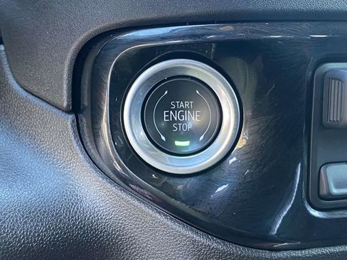 Used 2025 Chevrolet Silverado 1500 RST image 31