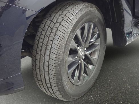 Certified 2023 Lexus GX 460 Premium image 32