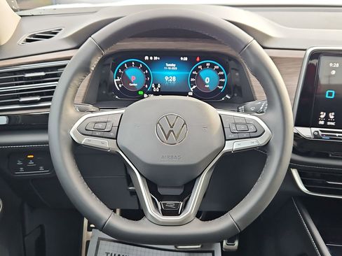 New 2026 Volkswagen Atlas SEL Premium R-Line AWD/4WD image 14