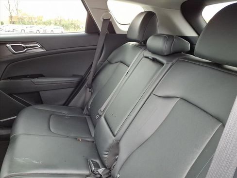 Used 2023 Kia Sportage EX FWD image 12