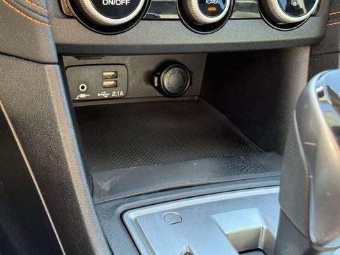 Used 2021 Subaru Crosstrek 2.0i Premium w/ Moonroof Package image 25