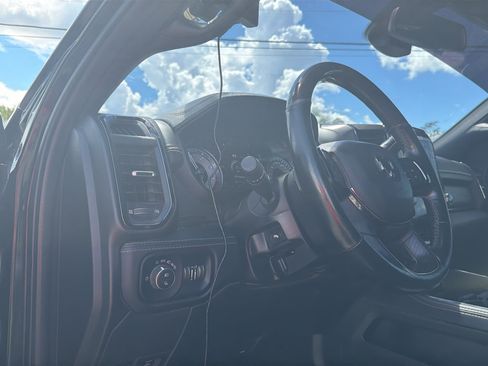 Used 2022 RAM 2500 Limited w/ Night Edition AWD/4WD image 9