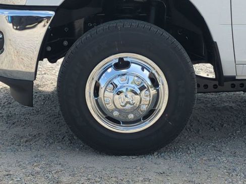 New 2026 RAM 3500 Tradesman image 10
