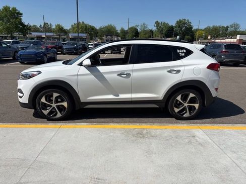 Used 2017 Hyundai Tucson Limited w/ Limited Ultimate Package 03 AWD/4WD image 11
