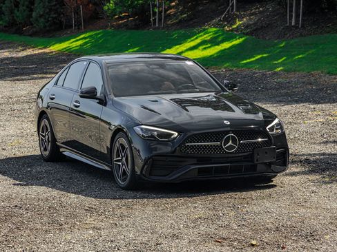 Used 2022 Mercedes-Benz C 300 4MATIC Sedan w/ AMG Line w/ Night Package image 12