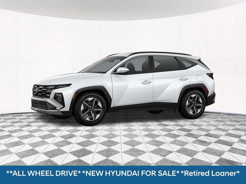 New 2025 Hyundai Tucson SEL image 2