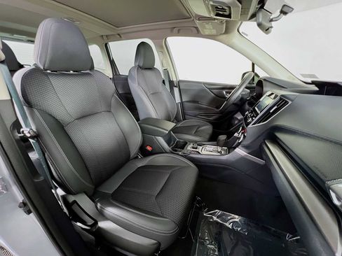 Used 2023 Subaru Forester Premium AWD/4WD image 29