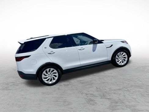 Certified 2025 Land Rover Discovery S AWD/4WD image 7