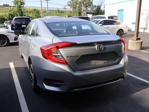 Used 2019 Honda Civic LX image 5