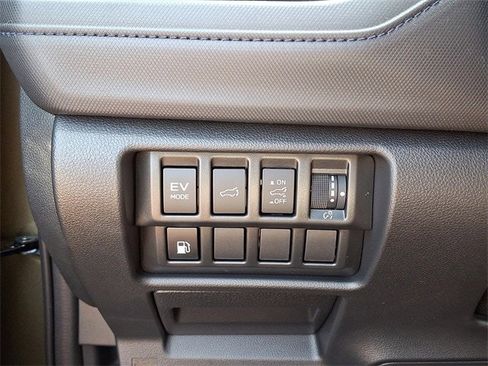 New 2025 Subaru Forester Limited image 20