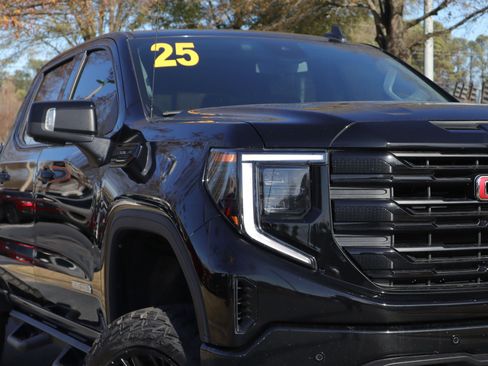 Used 2025 GMC Sierra 1500 Elevation w/ Elevation Premium Package image 30