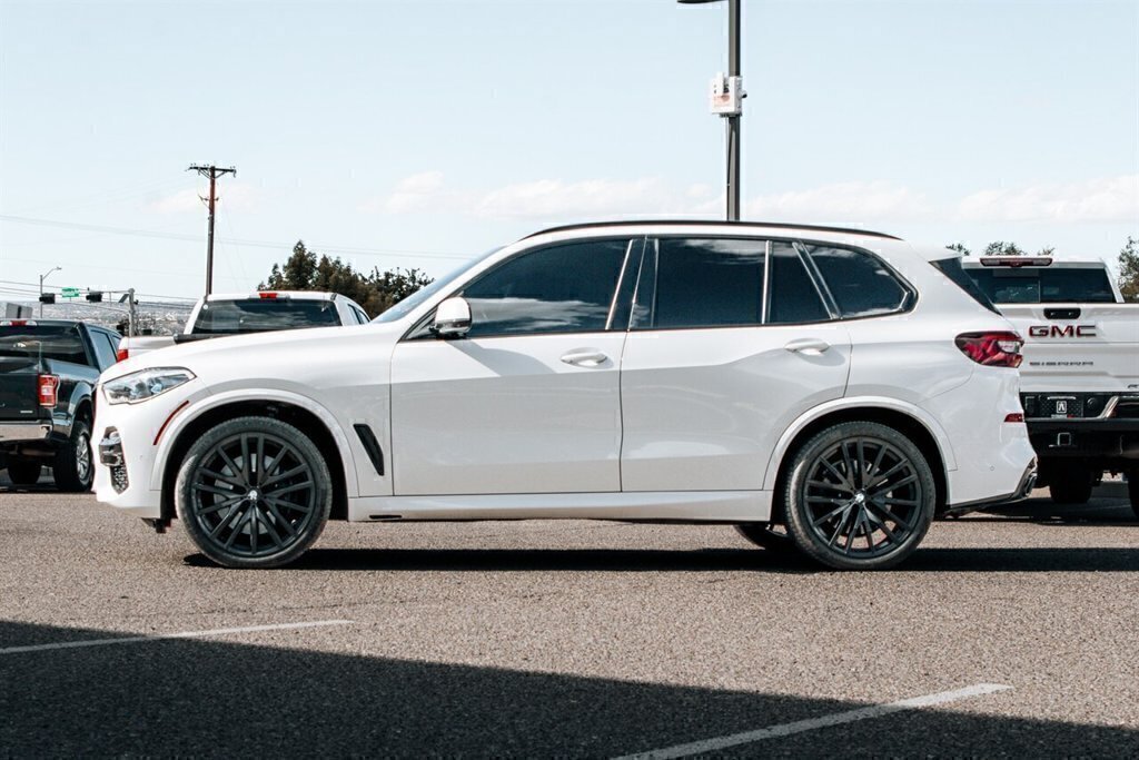 Used 2021 BMW X5 M50i w/ Executive Package AWD/4WD image 49