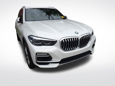 Used 2019 BMW X5 xDrive40i w/ Premium Package 2 AWD/4WD image 3