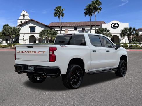 Used 2022 Chevrolet Silverado 1500 LT Trail Boss w/ Safety Package AWD/4WD image 2