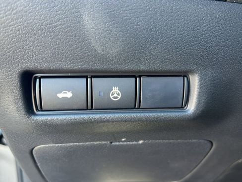 New 2026 Nissan Sentra SV w/ SV Convenience Package FWD image 23