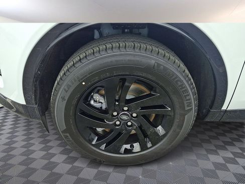 New 2026 Land Rover Discovery Sport Landmark image 7