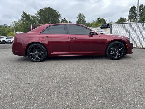 Used 2021 Chrysler 300 S w/ S Model Appearance Package RWD image 8