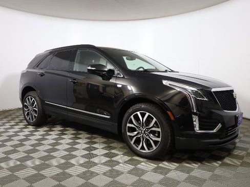 Used 2021 Cadillac XT5 Sportv AWD/4WD image 3