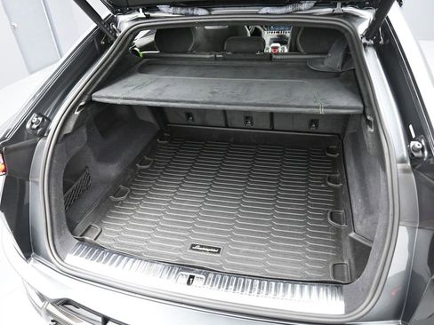 Used 2024 Lamborghini Urus Performante image 36