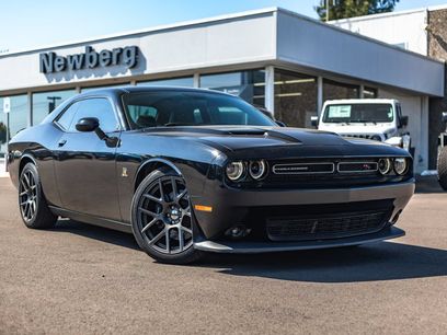 Used 2016 Dodge Challenger R/T Scat Pack w/ Leather Interior Group