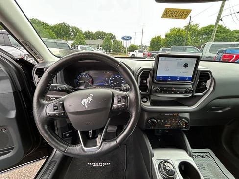 Certified 2022 Ford Bronco Sport Outer Banks w/ Tech Package AWD/4WD image 27