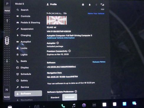 Used 2021 Tesla Model S Plaid image 8