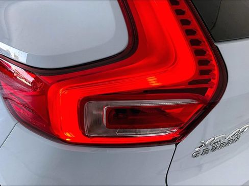 New 2026 Volvo XC40 B5 Ultra w/ Protection Package Premier AWD/4WD image 38