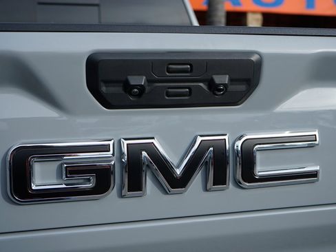 Used 2024 GMC Sierra 2500 AT4 w/ AT4 Premium Plus Package image 49