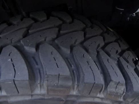 Used 2022 Jeep Wrangler Unlimited Sport AWD/4WD image 17