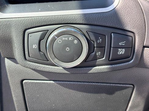 Used 2024 Ford Edge SEL w/ Convenience Package image 18