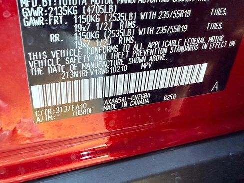 New 2025 Toyota RAV4 Limited image 18