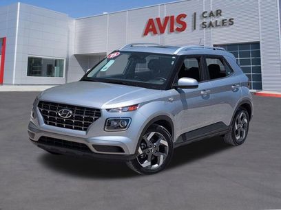 Used 2025 Hyundai Venue SEL