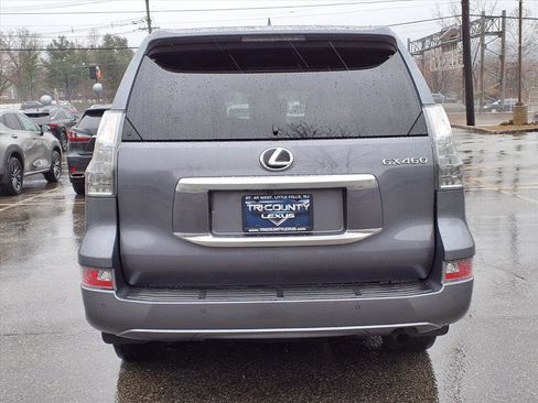 Used 2023 Lexus GX 460 Premium w/ Premium Package image 5