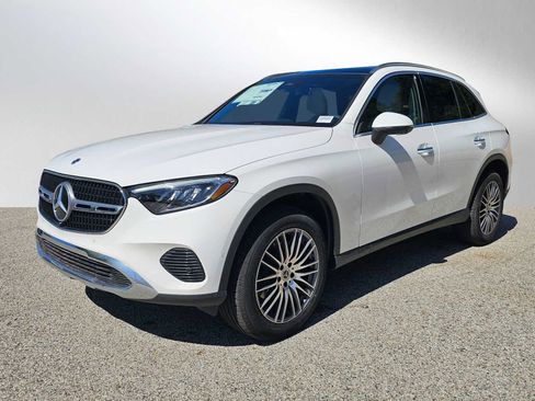 New 2026 Mercedes-Benz GLC 300 4MATIC image 7