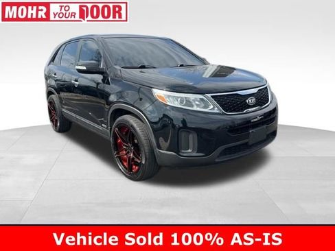 Used 2014 Kia Sorento LX image 1
