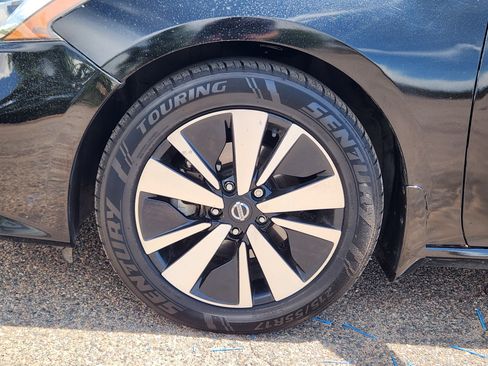 Used 2022 Nissan Altima 2.5 SV FWD image 7